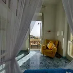 Imperiale With Sea View Apartman