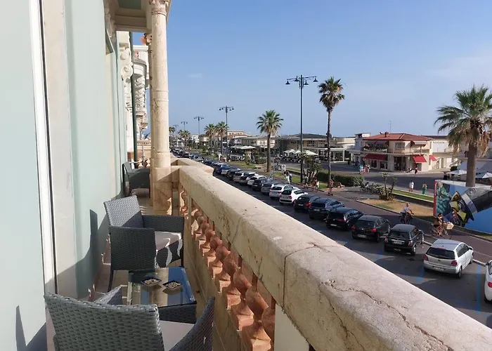 Imperiale With Sea View דירה וירג'יו