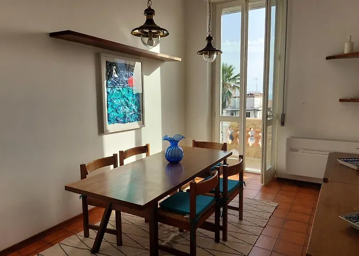 Imperiale With Sea View Apartament